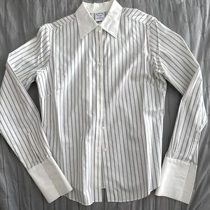 Brooks Brothers pinned stripe button down top